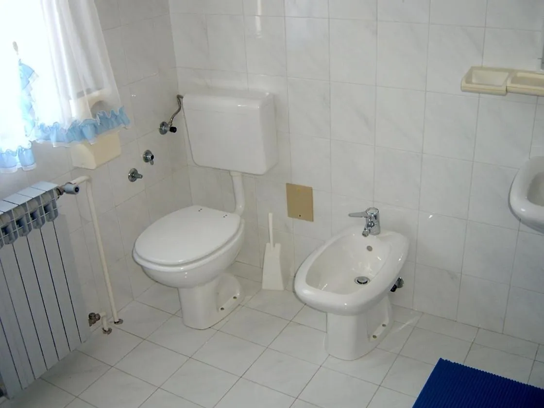 Apartments Romano Pjescana Uvala 0*,