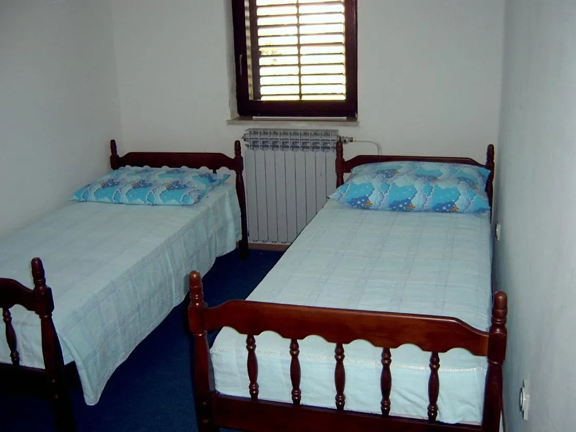 Apartments Romano Pjescana Uvala